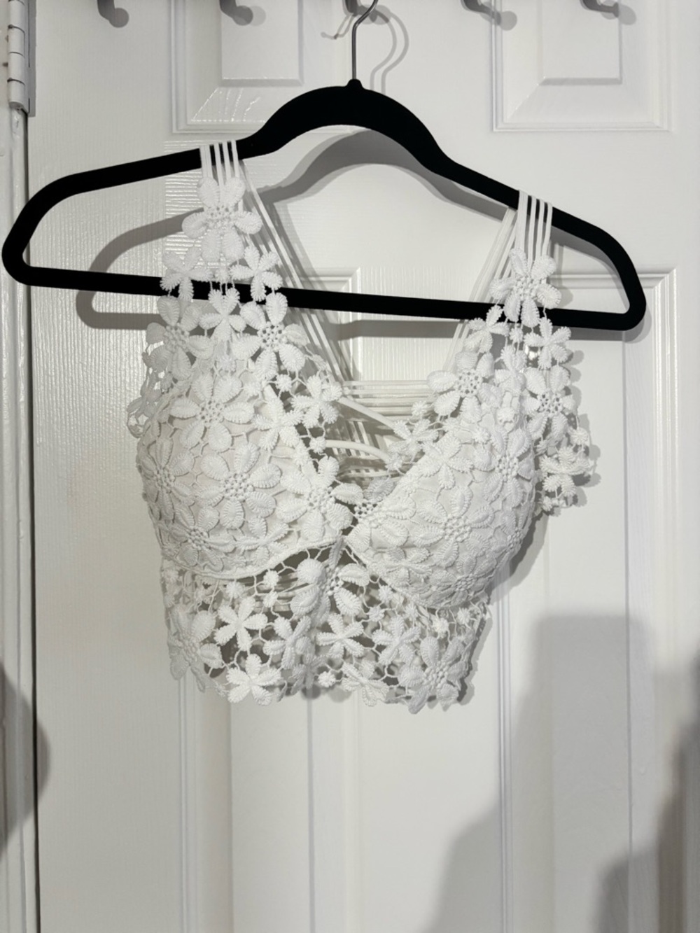 White Floral Crochet Bralette Tank Top - Women - Picture 3 of 8